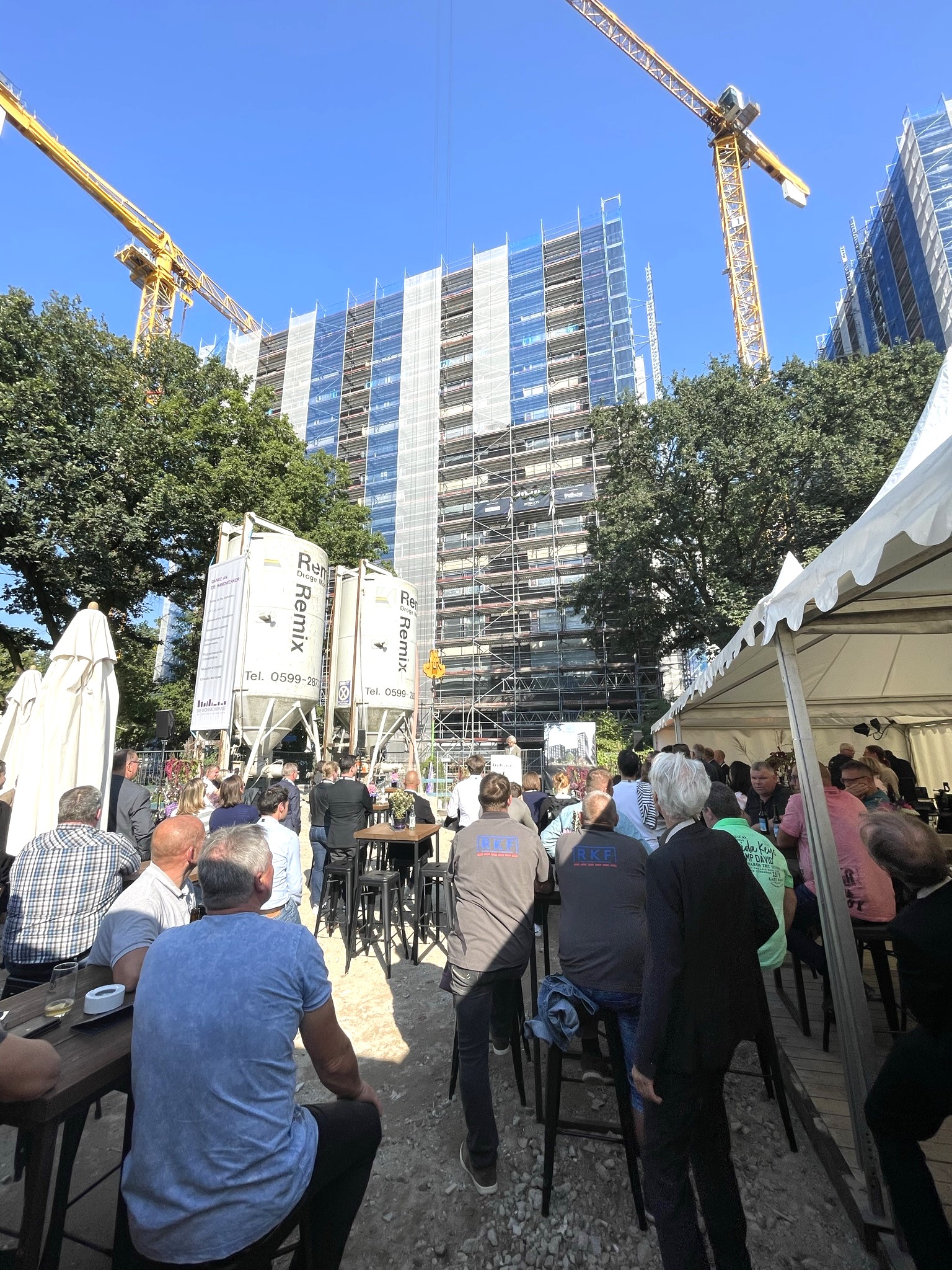 Topping-out ceremony for Perigon (Pergolenviertel) in Hamburg